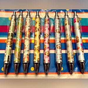 New Sloth theme writing pen! Price is for one pen!